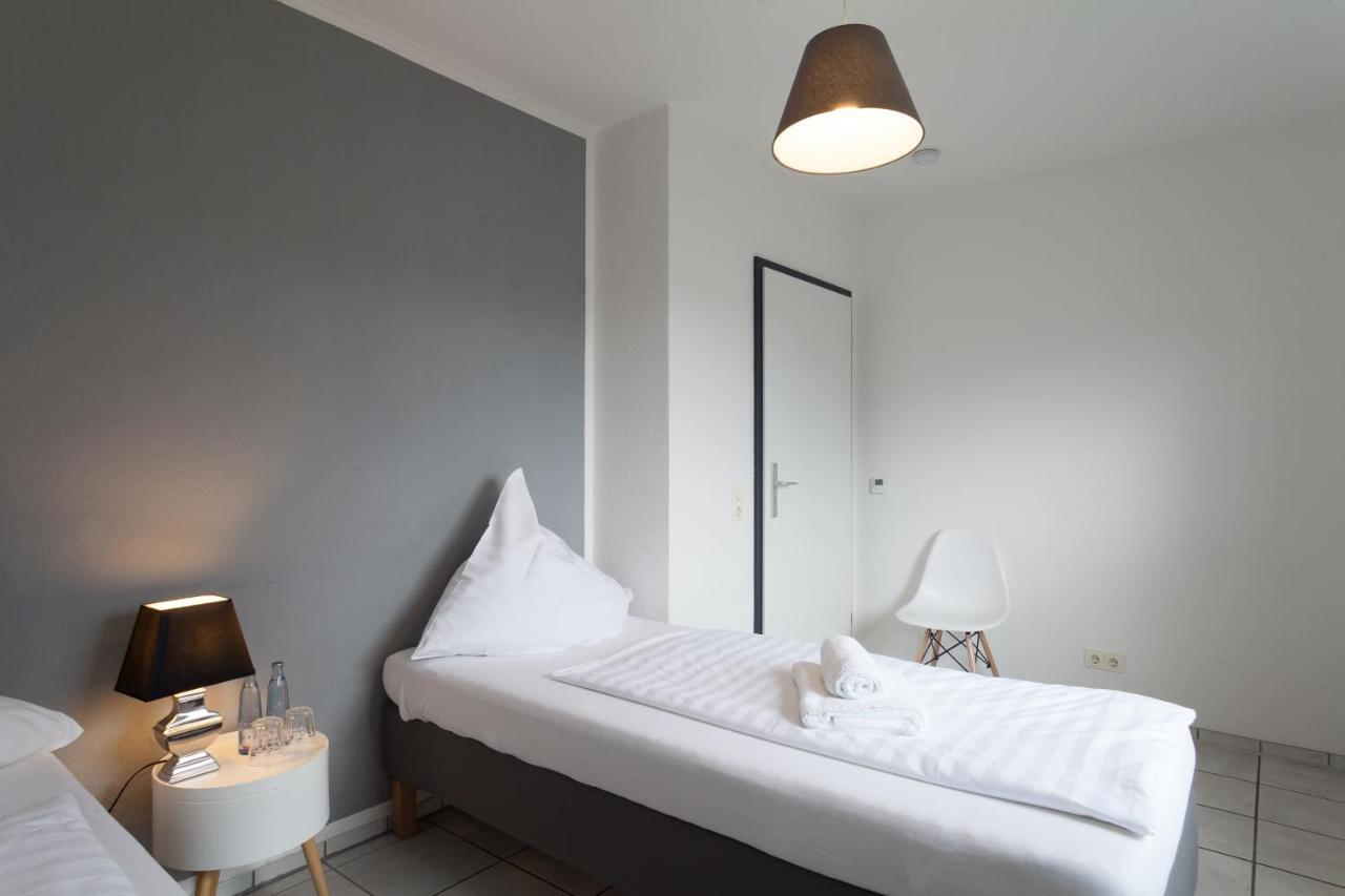 Hostel 2 Hannover-Laatzen ภายนอก รูปภาพ