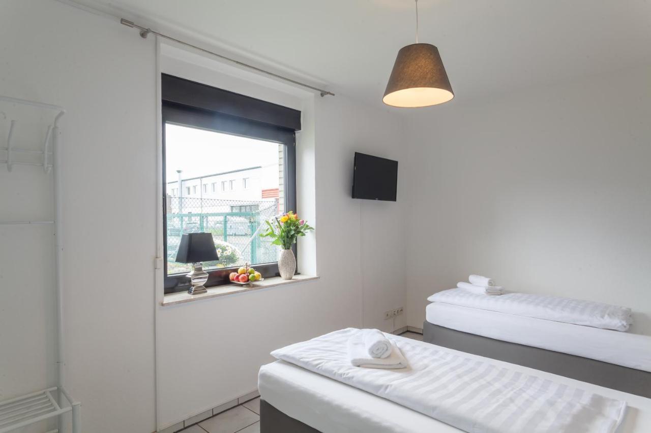 Hostel 2 Hannover-Laatzen ภายนอก รูปภาพ